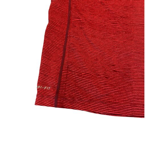 * Nike Dry Fit Red Short Sleeve Crew Neck Athletic T-Shirt Men's Size Medium - Picture 4 of 8